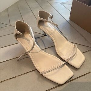 Steve Madden Haizley Bone Leather Footwear
